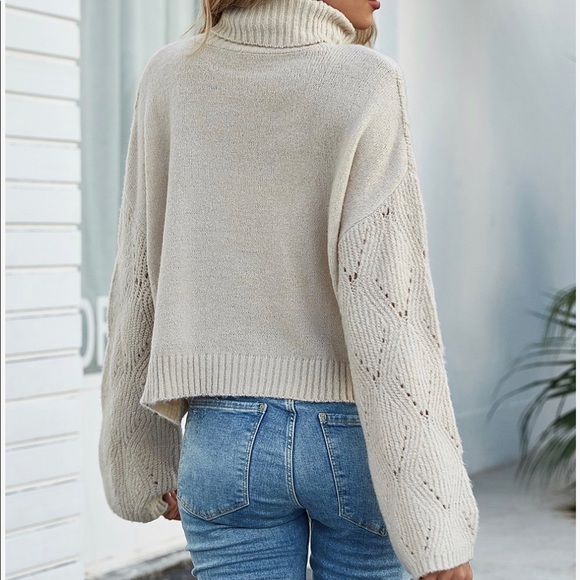 Off-White Cable-Knit Bell-Sleeve Turtleneck - Picture 2 of 5